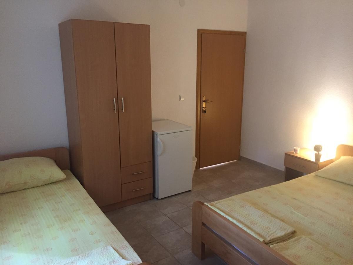 Apartment And Rooms Barbaric Neum Kültér fotó